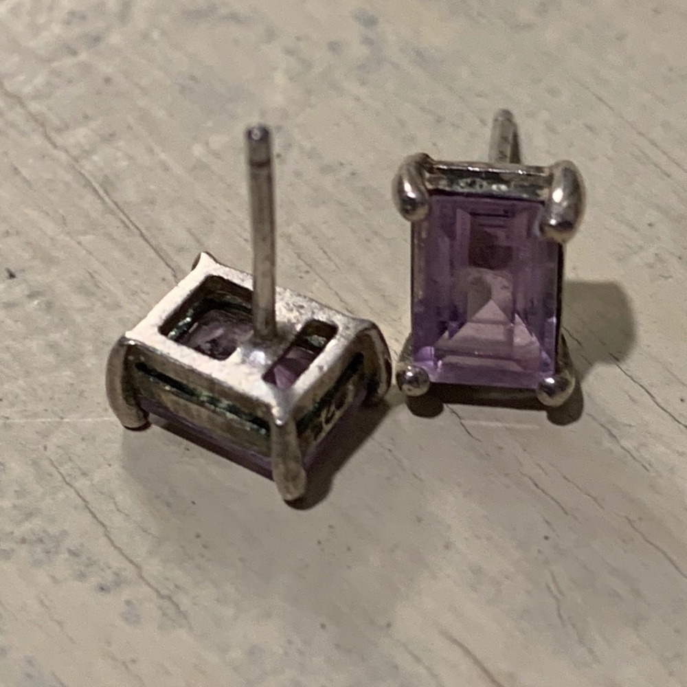 Vintage 925 Amethyst Post Earrings Emerald Cut Quality Stones - Picture 7 of 7